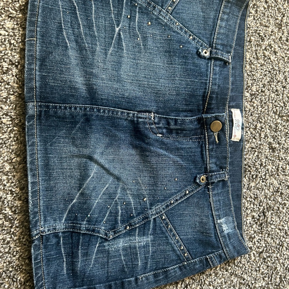 Stylish Blue Denim Mini Skirt